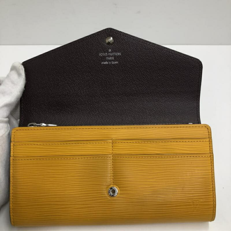 Louis Vuitton LOUISVUITTON Epi Portofeuil Sara Mimosa M60529