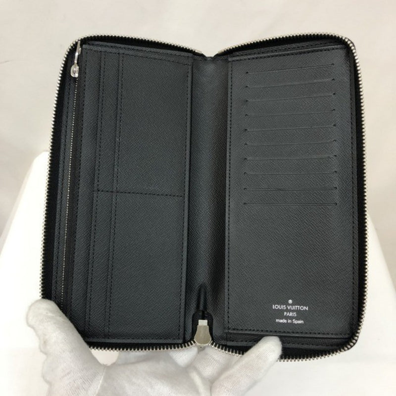 LOUIS VUITTON Louis Vuitton Long Wallet M30503 Zippy Vertical Noir Taiga LV Round Leather Mens