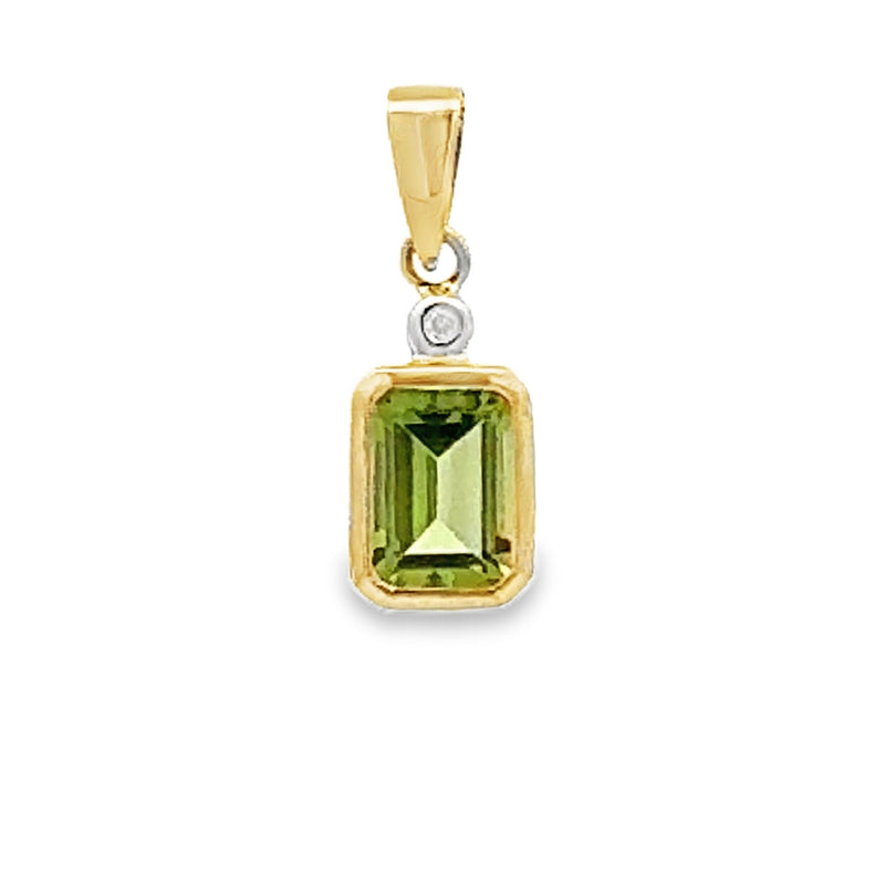 Peridot Diamond Fashion Pendants 10KT Yellow Gold