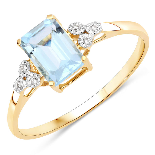 0.83 Carat Genuine Aquamarine and White Diamond 14K Yellow Gold Ring