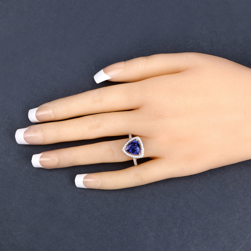 2.61 Carat Genuine Tanzanite and White Diamond 14K White Gold Ring