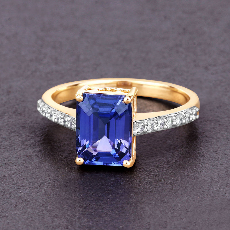 2.74 Carat Genuine Tanzanite and White Diamond 14K Yellow Gold Ring