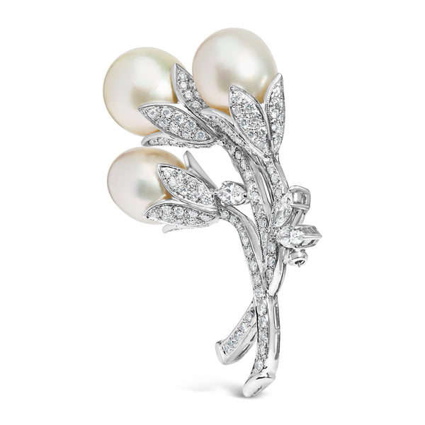 18K White Gold 2 1/5 Cttw Diamond and South Sea Pearl Floral Brooch Pin (G-H Color, VS1-VS2 Clarity)