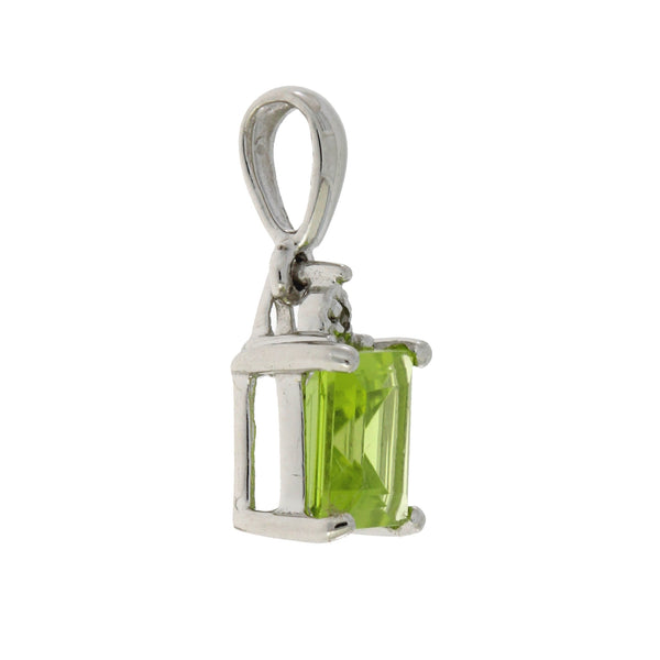 1.01ct Peridot Diamond Fashion Pendants Sterling Silver