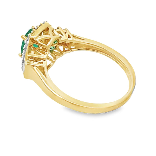 Natural .95ct Emerald Diamond Ring 14KT Yellow Gold