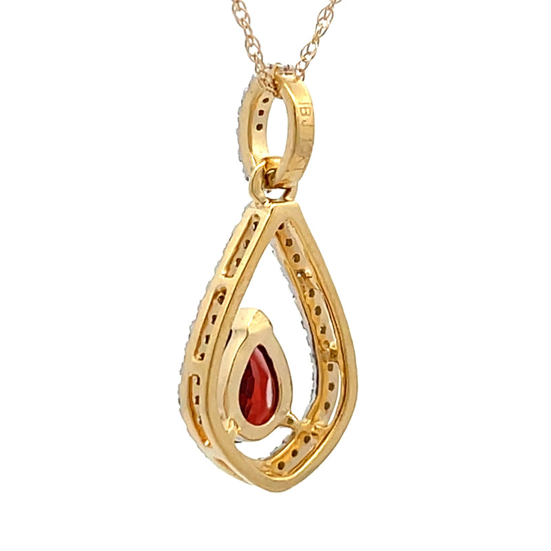 .17ct Garnet Diamond Fashion Pendants 10KT Yellow Gold