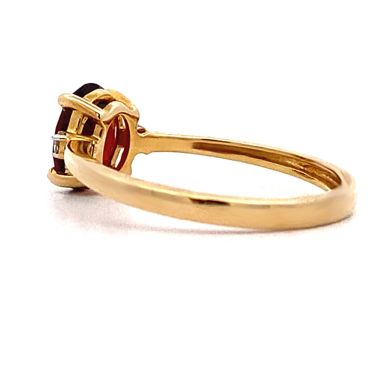 Natural .05ct Garnet Diamond Ring 14KT Yellow Gold