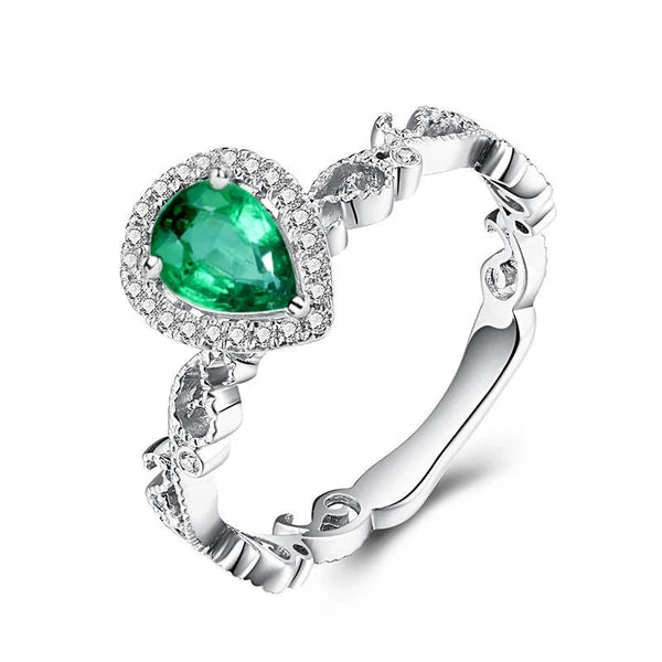 18K White Gold Tsavorite 5x7mm Diamond Ring for Women