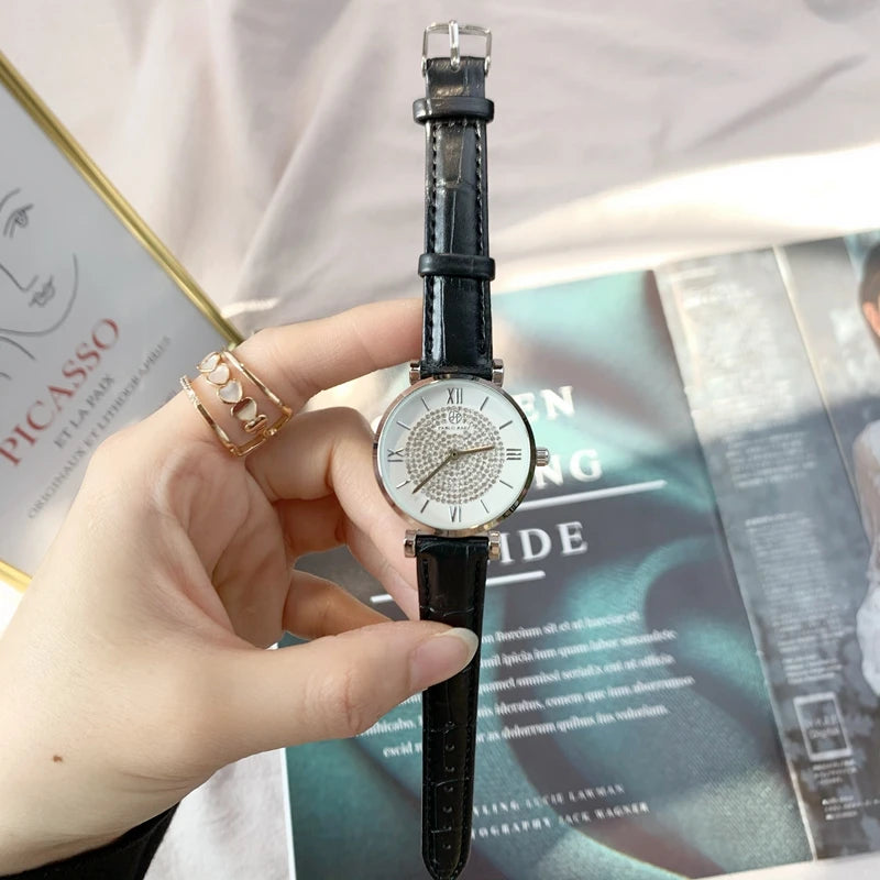 Luxury Full Diamond Casual Model Lady's Wristwatch with Quartz Movement and Leather Band.