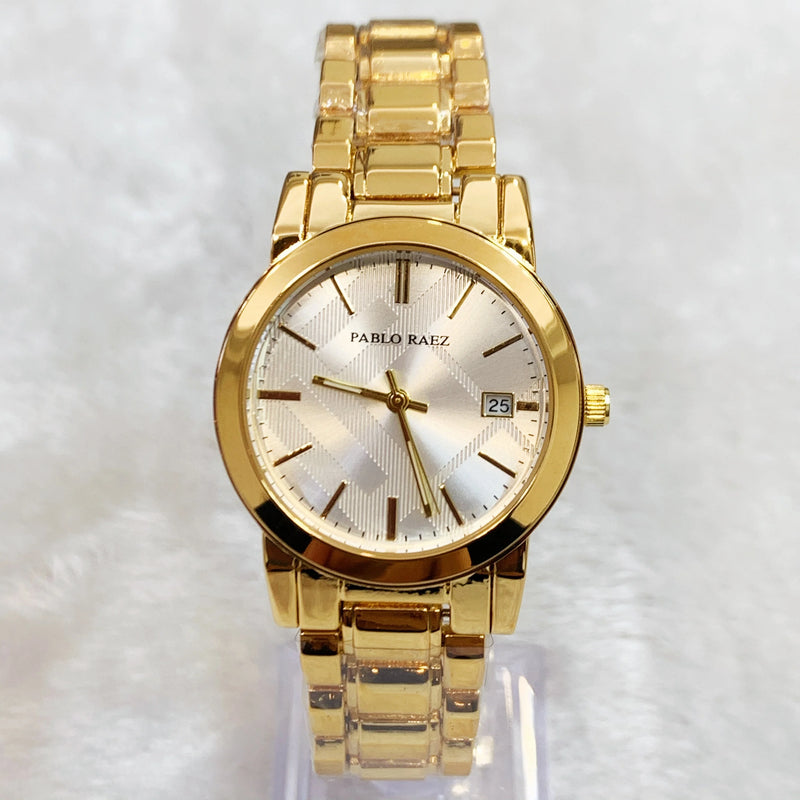 Luxurious Gold Women's Watch with Creative Fashion Steel Bracelet