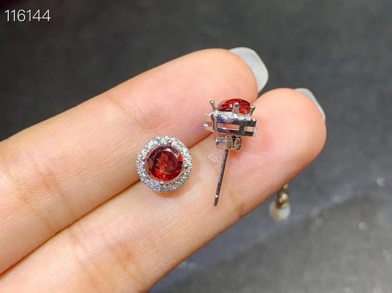 925 Silver, Natural Garnet Ear Studs for Lady