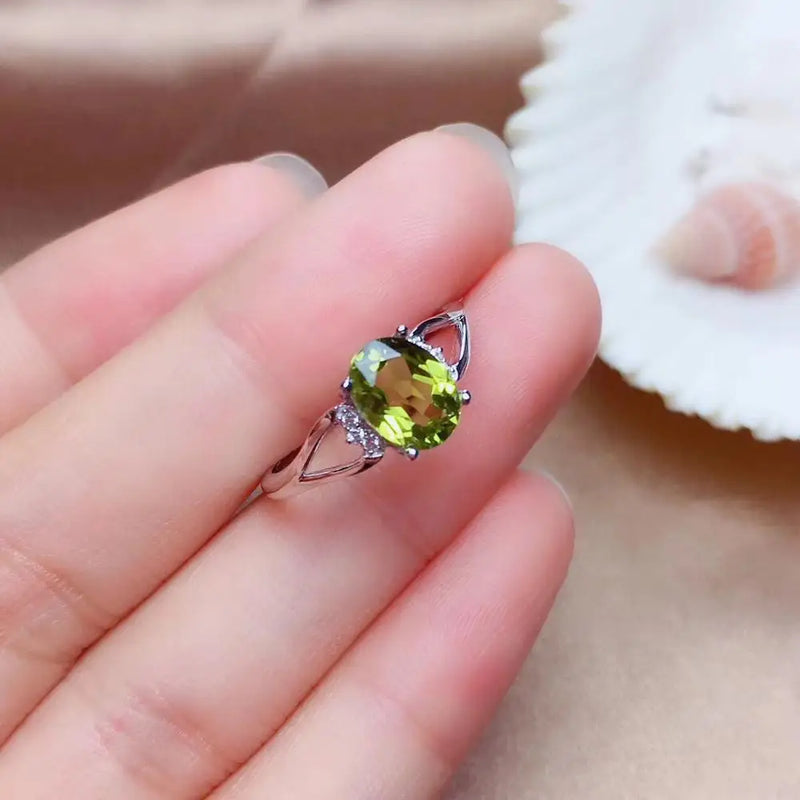 925 Silver 1.5ct Stone Natural Olivine Water Drop Ring with Peridot