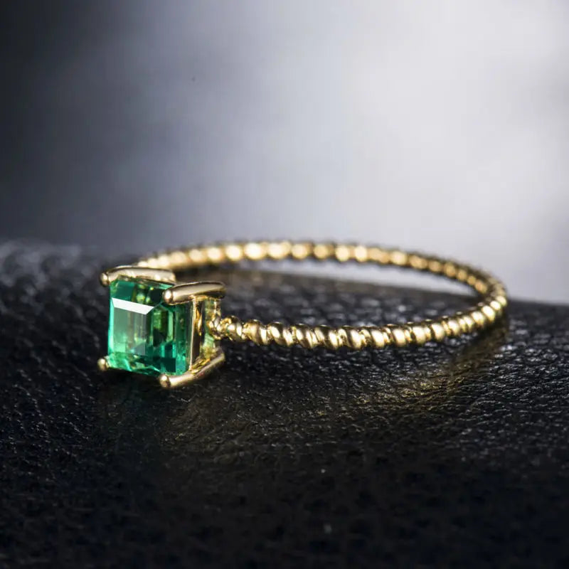 18K Yellow Gold Solid Columbian Emerald Ring for Women