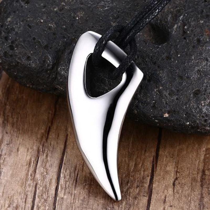 Stainless Steel Bull Horn Design Pendant Necklace for Men