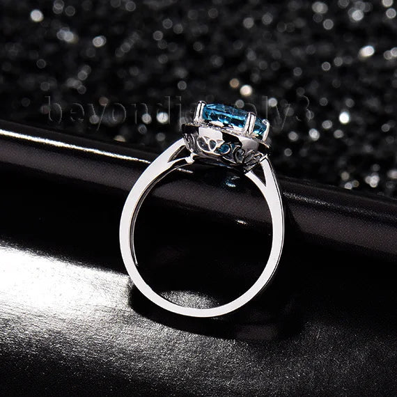 18K White Gold Natural Topaz Oval Engagement Ring