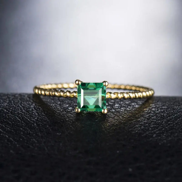 18K Yellow Gold Solid Columbian Emerald Ring for Women