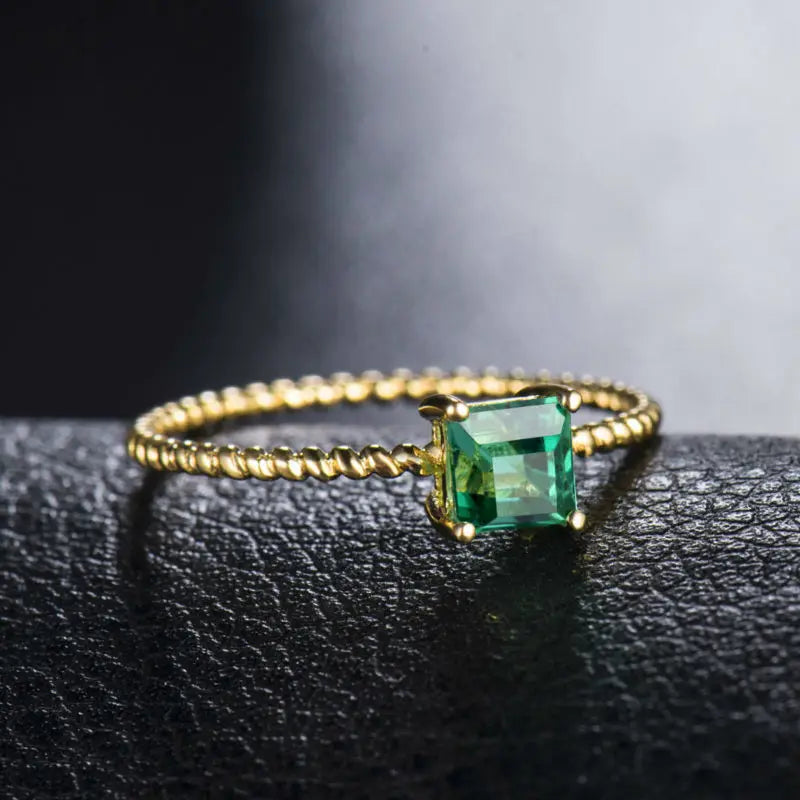 18K Yellow Gold Solid Columbian Emerald Ring for Women