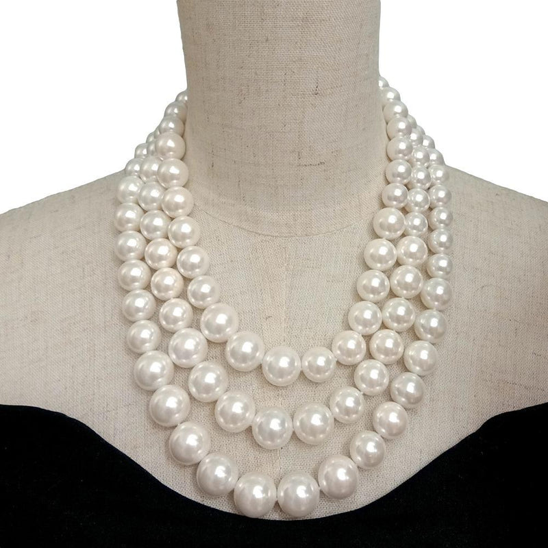 White Sea Shell Pearl Graduated Necklace for Women