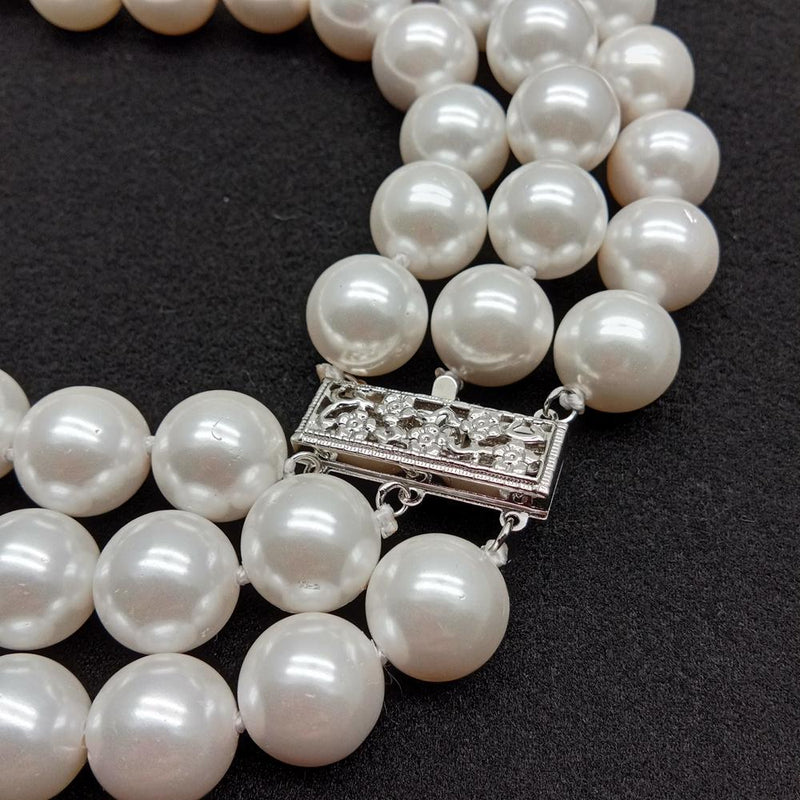 White Sea Shell Pearl Graduated Necklace for Women