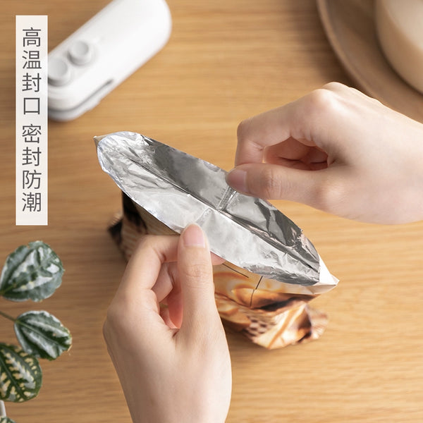 Portable Hand Pressure Plastic Bag Sealer for Food Preservation