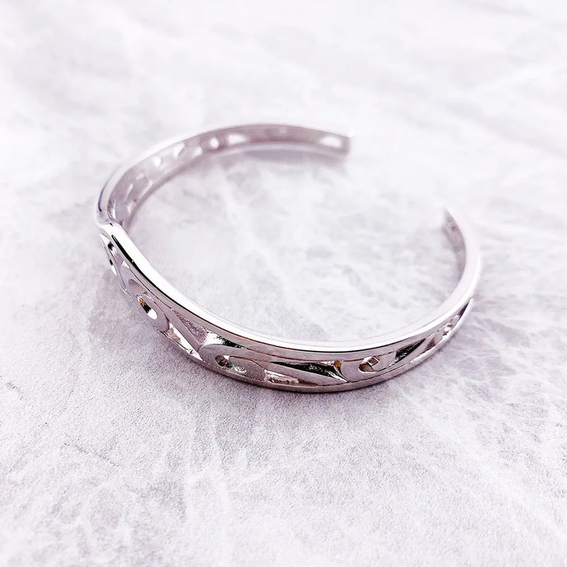 Sterling Silver Maori Bangle Ornament for Women