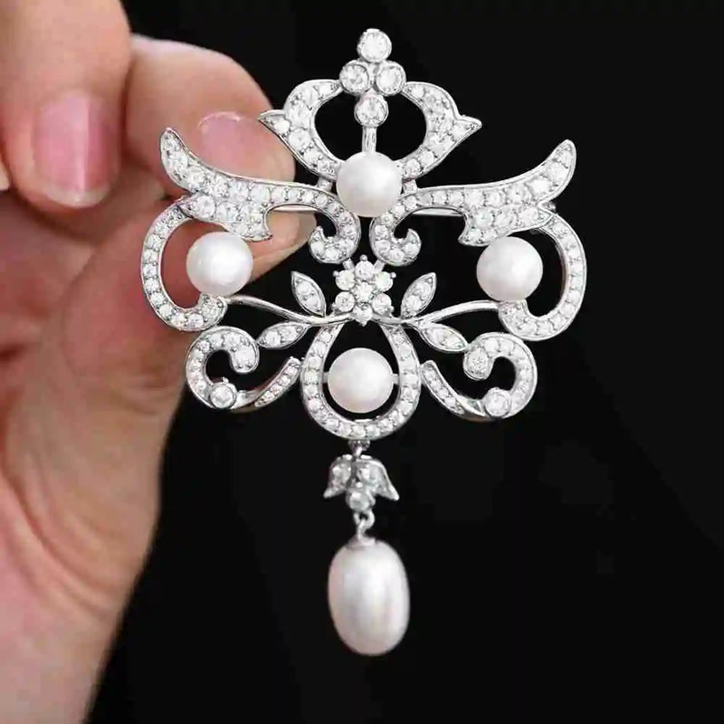 925 Sterling Silver Freshwater Pearl & White Sapphire Diamond Brooch for Women