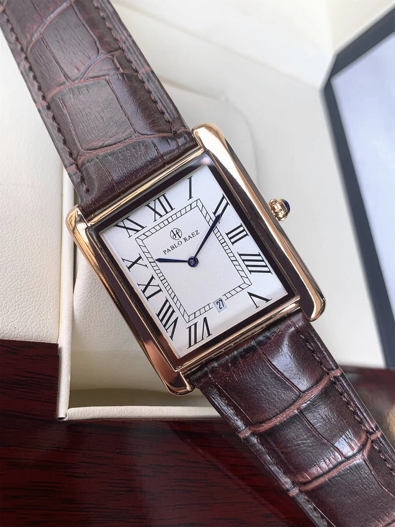 Elegant Quartz Leather Waterproof Wristwatch with Date Display