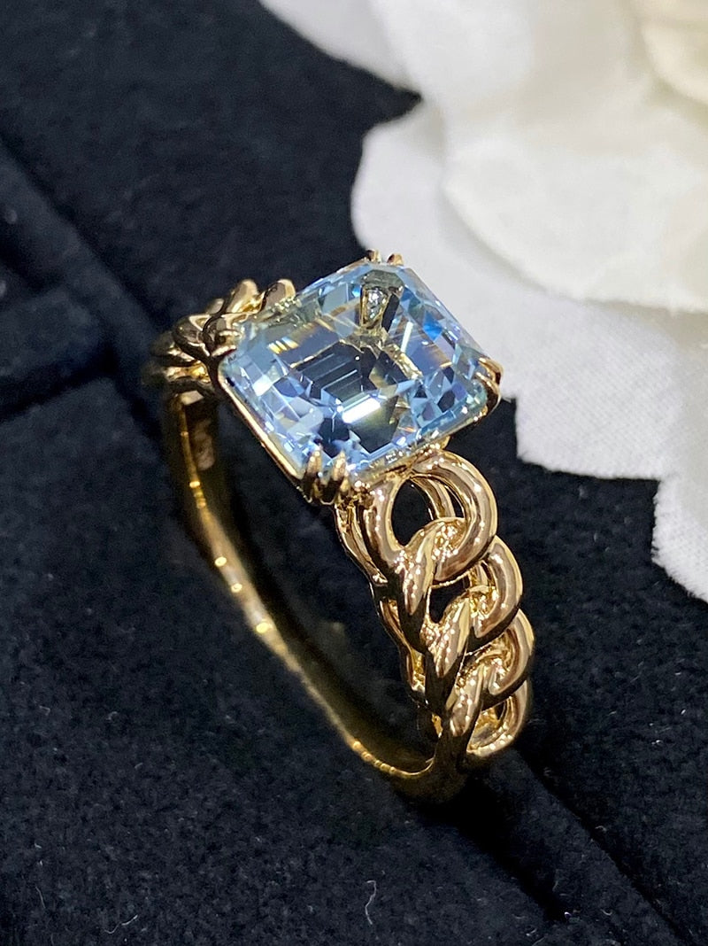 18K Yellow Gold Aquamarine Ring, Romantic Classic Design for Women