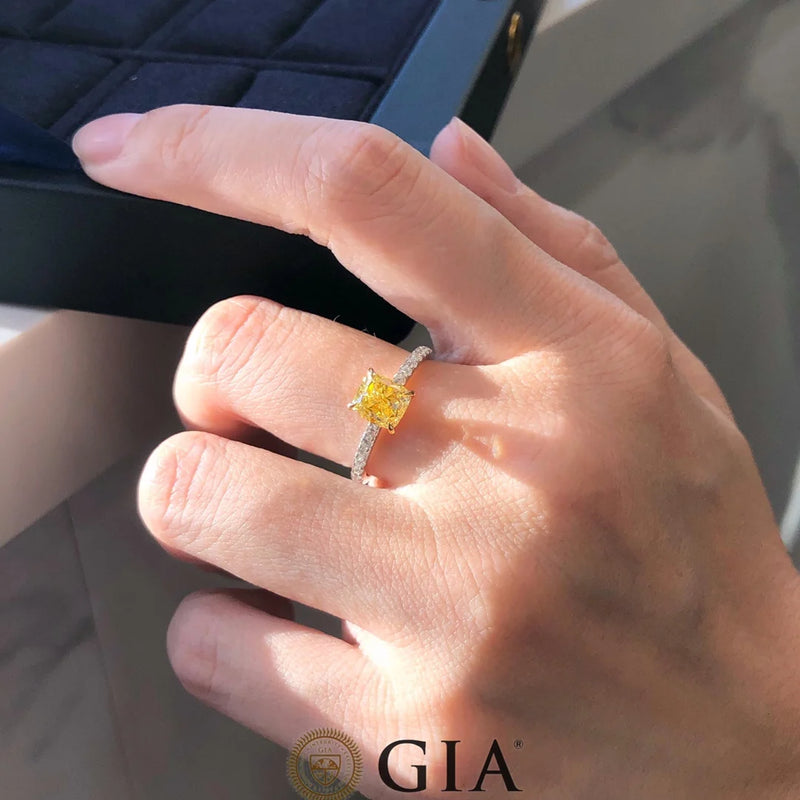 18K Gold 1.50ct Fancy Light Yellow Diamond Ring for Women