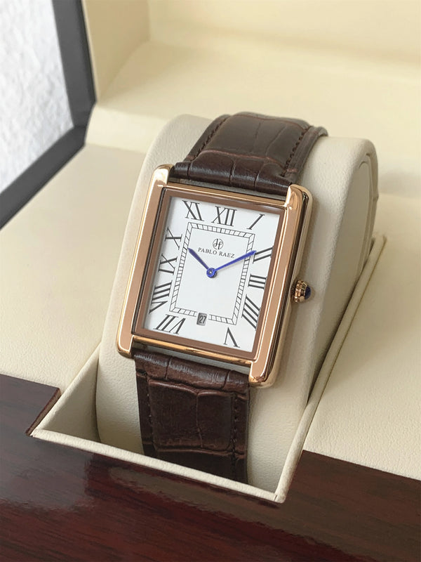 Elegant Quartz Leather Waterproof Wristwatch with Date Display