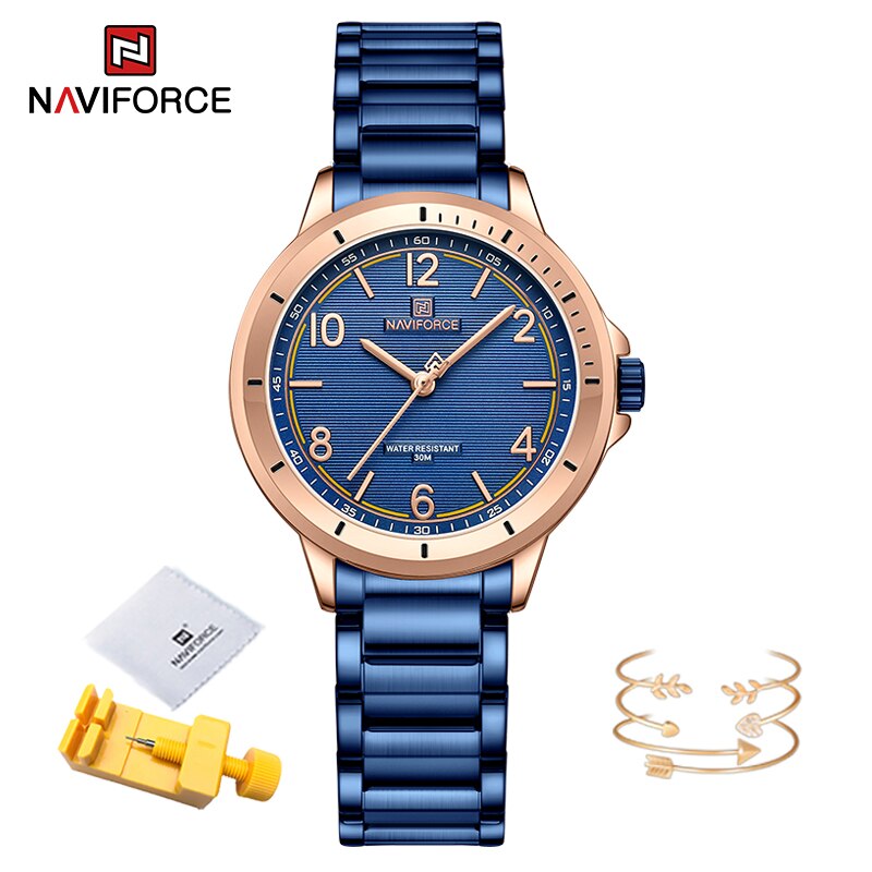 Stainless Steel Quartz Watch with Bracelet, Fashionable, for Women