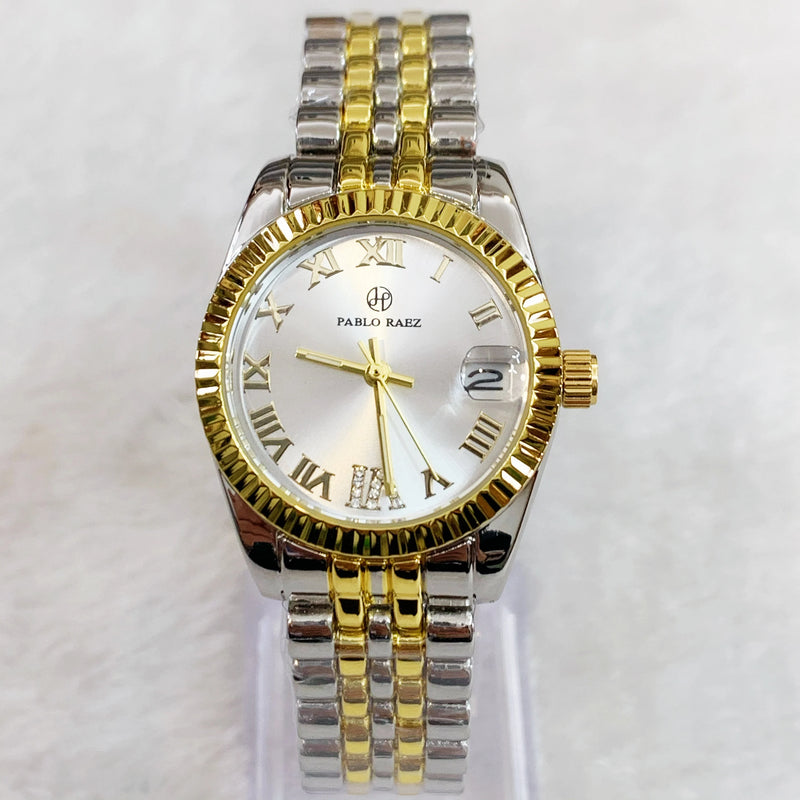 Luxury Oyster-Style Women's Designer Watch with Date Feature & Gold Finish