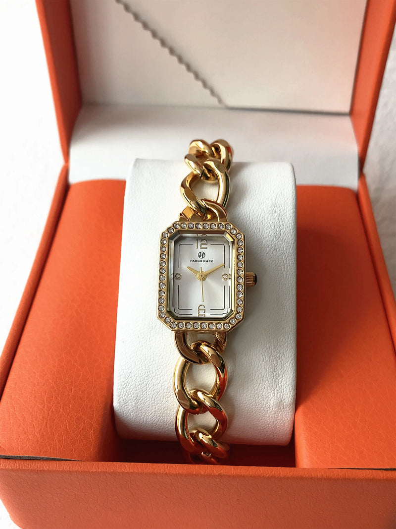 Elegant Gold Stainless Steel Women's Quartz Wristwatch