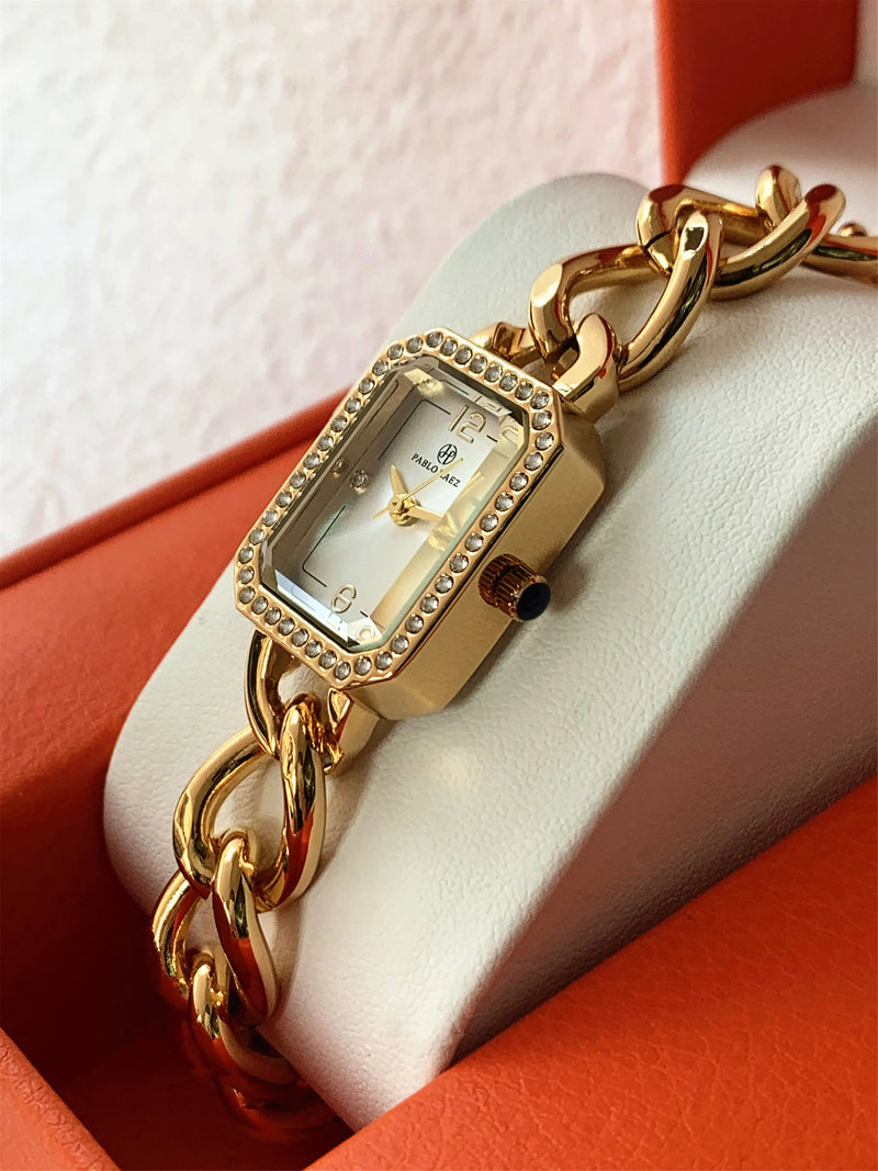 Elegant Gold Stainless Steel Women's Quartz Wristwatch