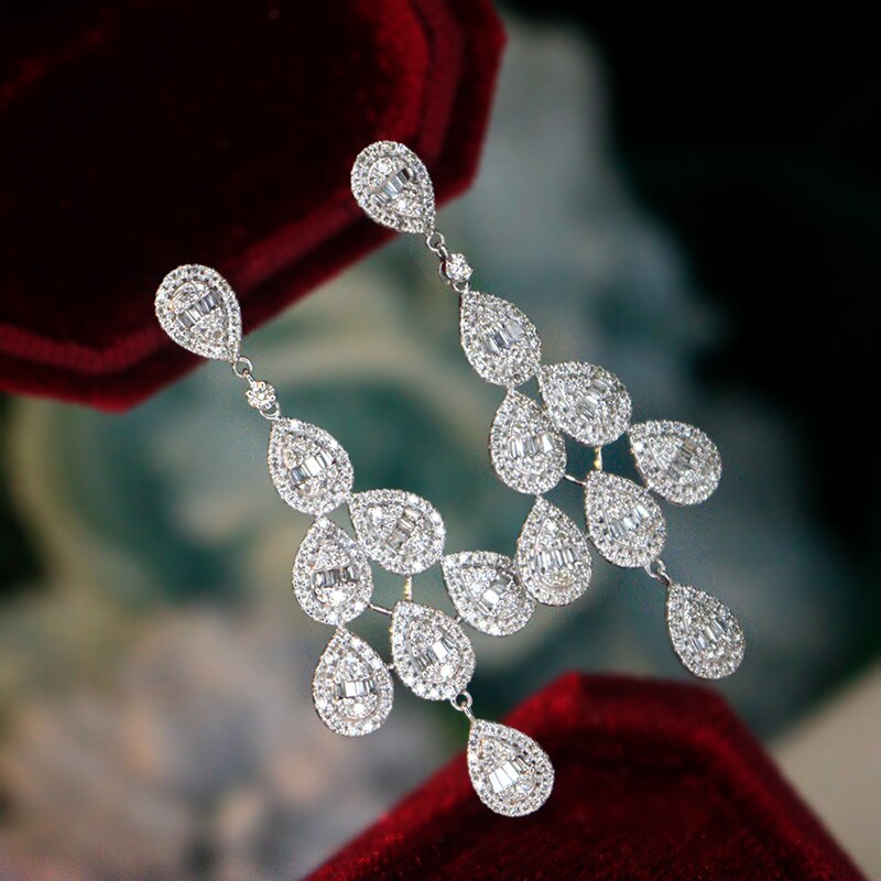 18K White Gold Diamond Dangle Earrings for Women