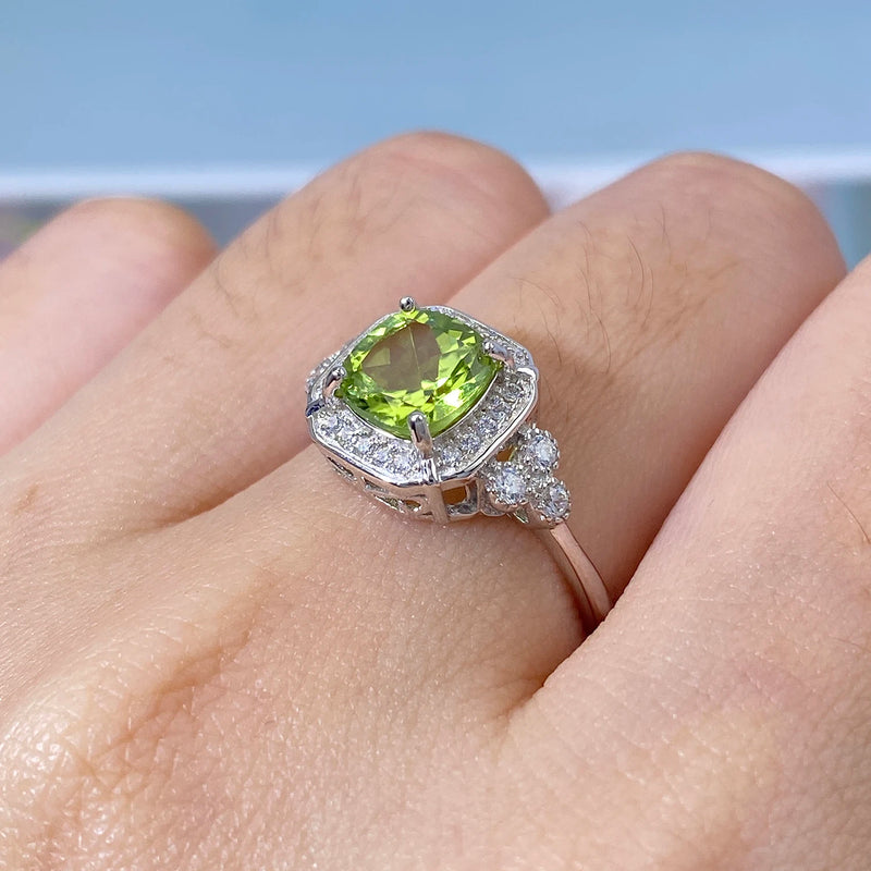 Sterling Silver 925 Peridot Engagement Ring for Women