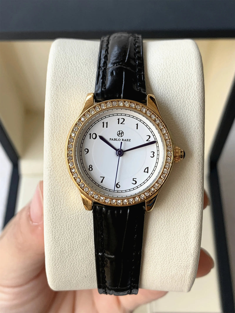 Luxury Gold Wristwatch for Women: High Quality Leather Strap, Waterproof, Elegant.