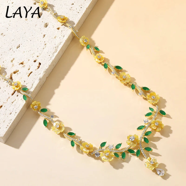 925 Sterling Silver White and Yellow Shell Flower Necklace with Zircon for Women