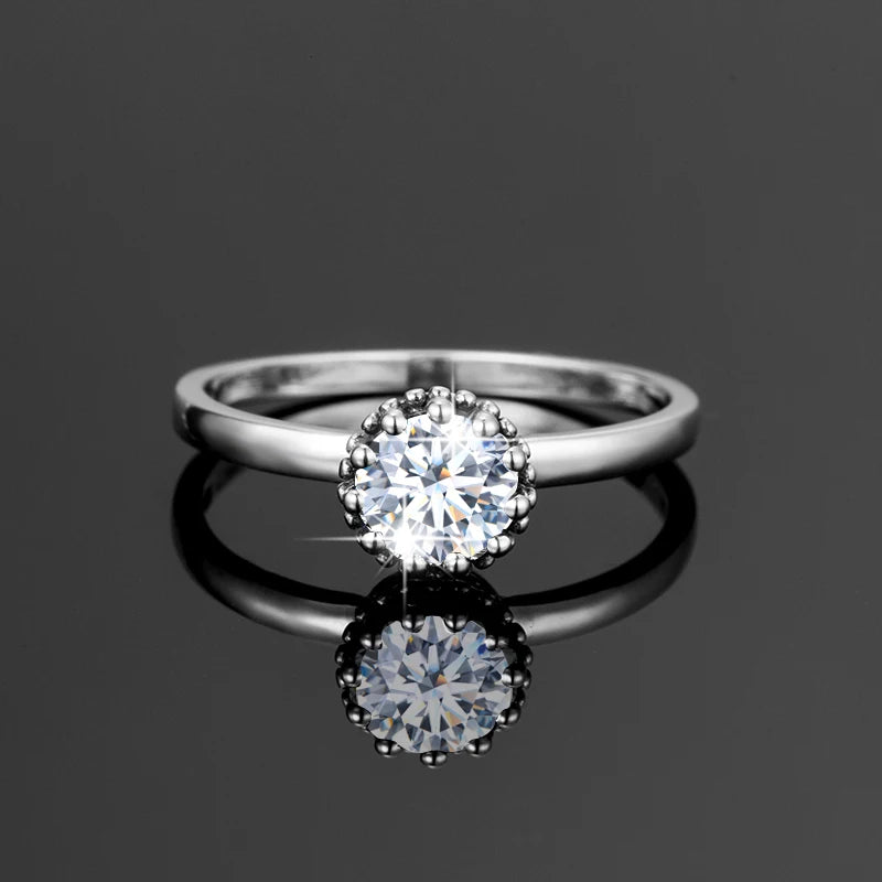 Silver 925 0.8ct Moissanite Crown Ring for Women