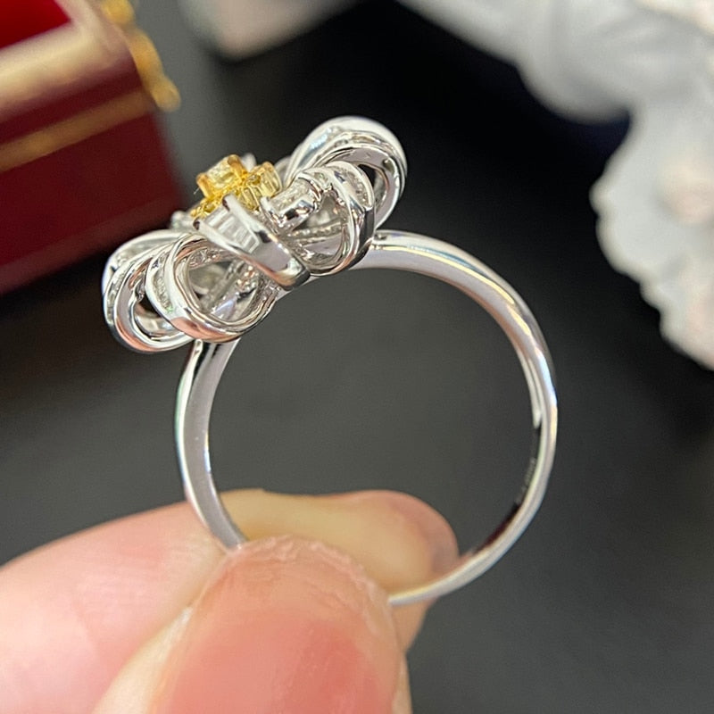 18K White Gold Yellow Diamond Sunflower Shape Ring for Women