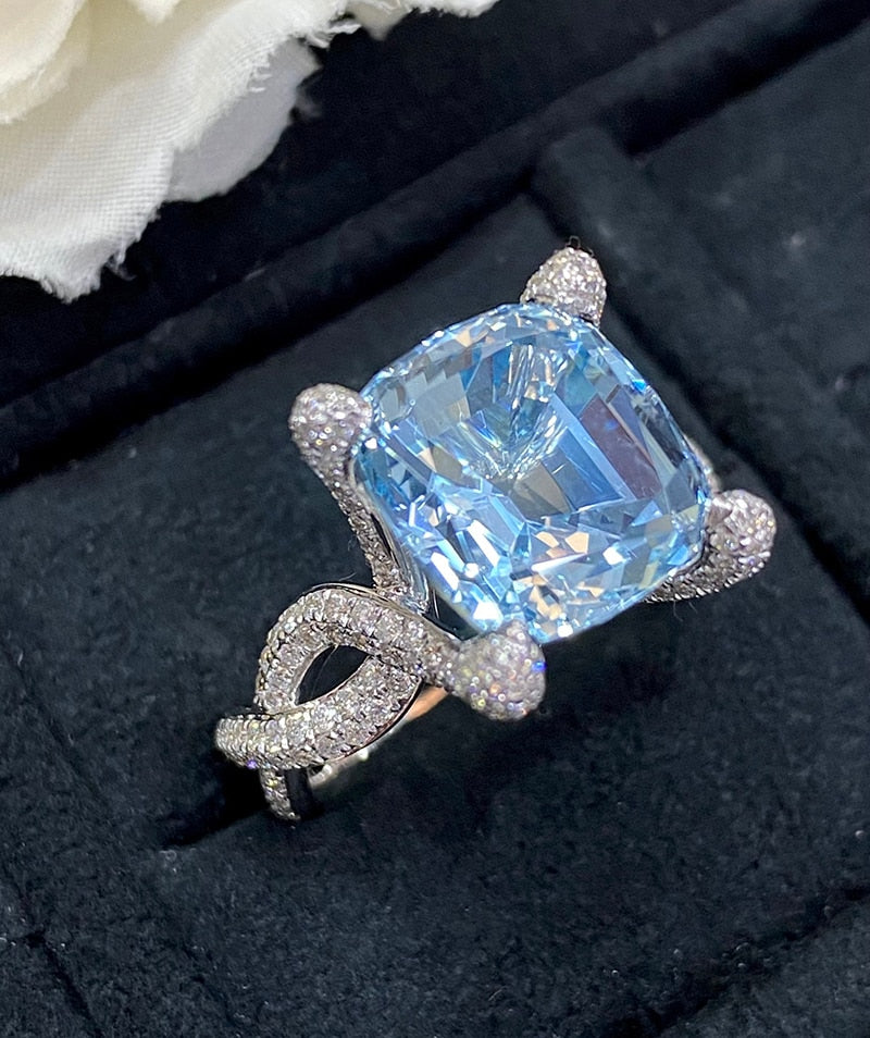 18K White Gold Aquamarine Ring for Women