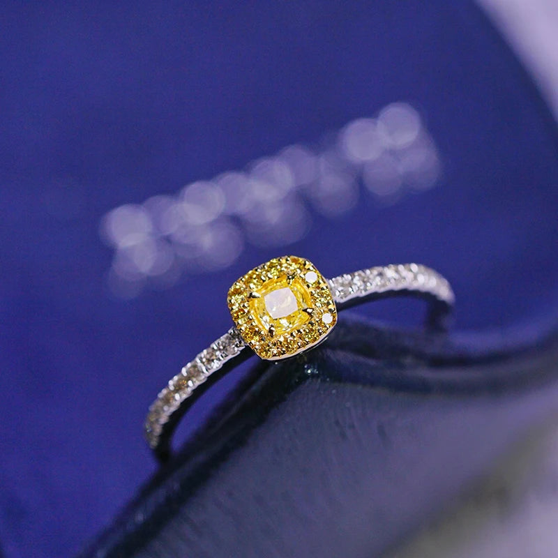 18K White Gold 0.40 Carat Yellow Diamond Engagement Ring for Women