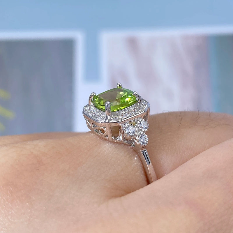 Sterling Silver 925 Peridot Engagement Ring for Women