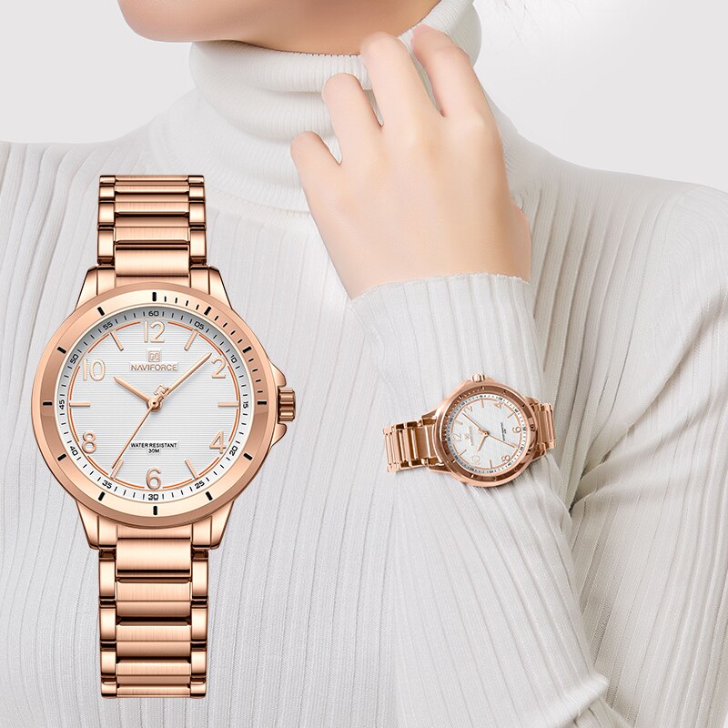 Stainless Steel Quartz Watch with Bracelet, Fashionable, for Women