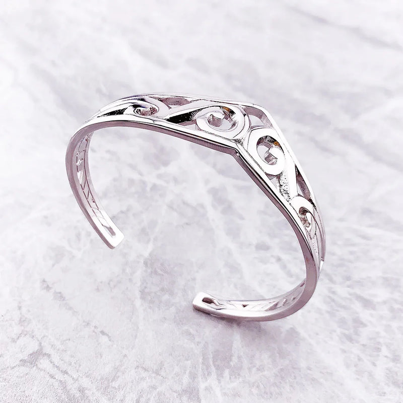 Sterling Silver Maori Bangle Ornament for Women