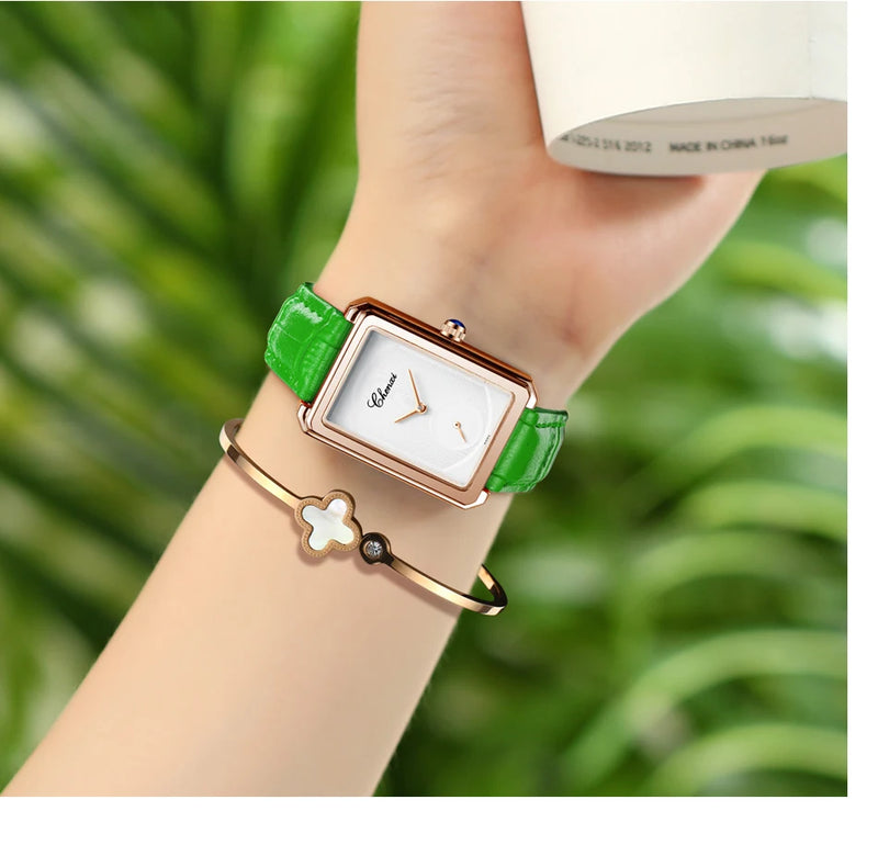 Stainless Steel Leather Luxury Quartz Watch for Women.