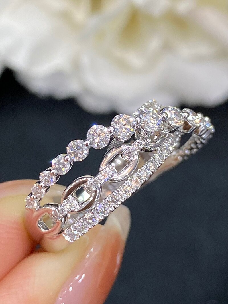 18K White Gold Natural Diamond Ring 0.93 ctw for Women