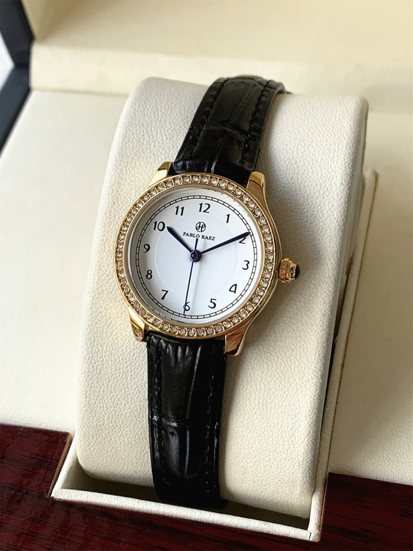 Luxury Gold Wristwatch for Women: High Quality Leather Strap, Waterproof, Elegant.