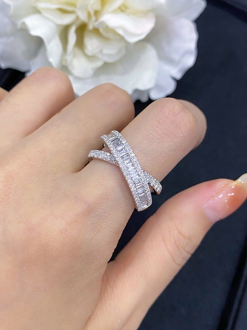 18K White Gold 1.22 ct Diamond Intersection Design Ring for Women