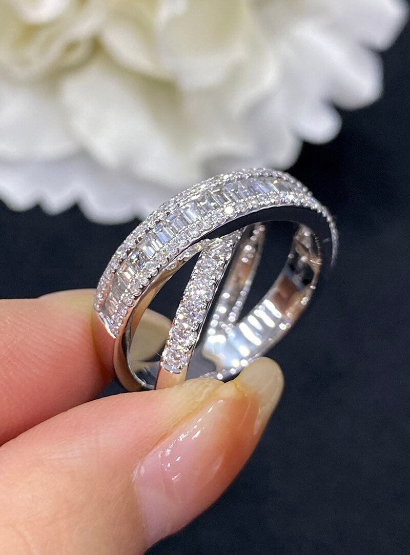 18K White Gold 1.22 ct Diamond Intersection Design Ring for Women